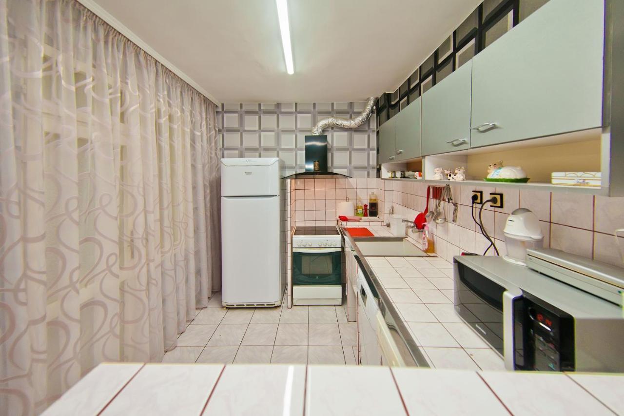 Perla 2-Bdrm In The Heart Of The City Varna Bagian luar foto